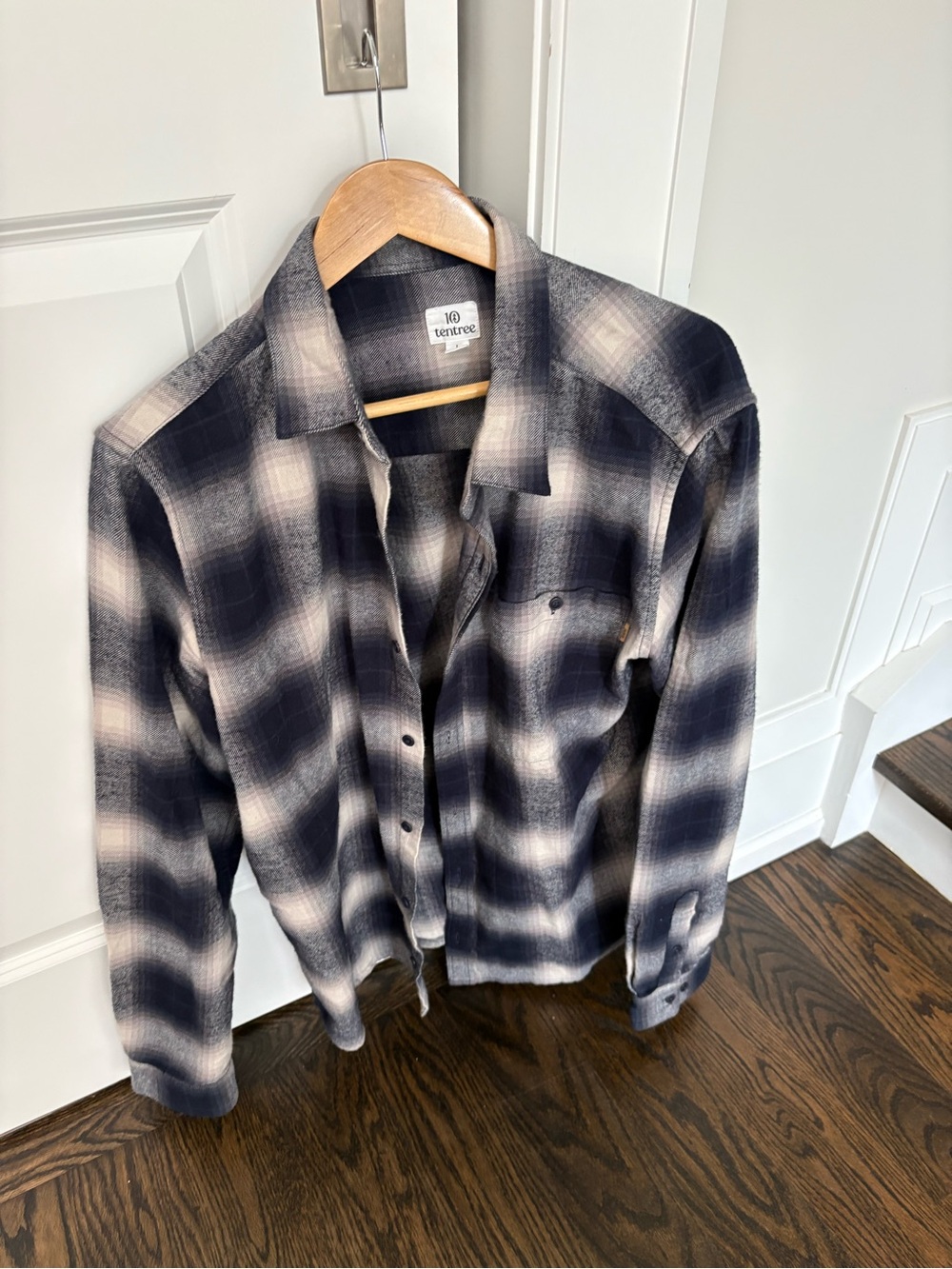 tentree Men’s Navy and Cream Ombre Plaid Button-Down Shirt flannel